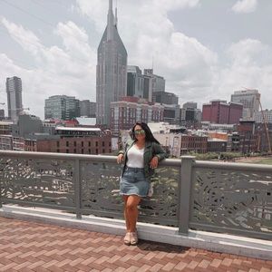 Meet your Posher, Michelle